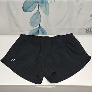 Under Armour Heatgear Loose Black Athletic Shorts Lightweight Breathable